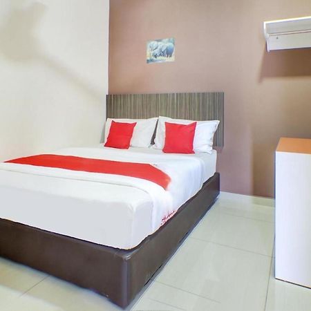 Js Hotel, Джохор Бахру Екстериор снимка